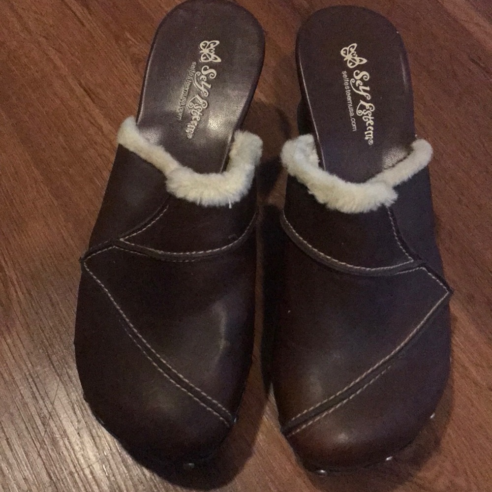Cute preowned shoes